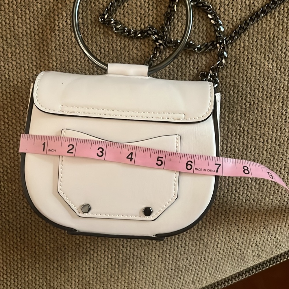 Nasty Gal Stylish cream Handbag with Chain Strap bling. Cross‎ body. - Picture 10 of 14